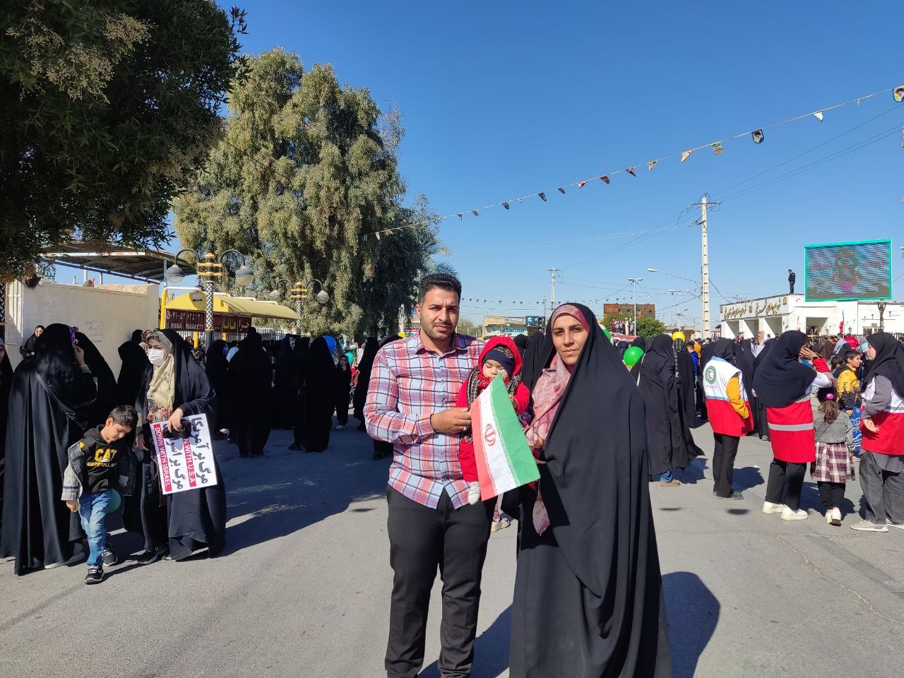 تصاویر مراسم راهپیمایی ۲۲ بهمن از لنز دوربین شهروند خبرنگار + فیلم و عکس تصاویر مراسم راهپیمایی ۲۲ بهمن از لنز دوربین شهروند خبرنگار + فیلم و عکس