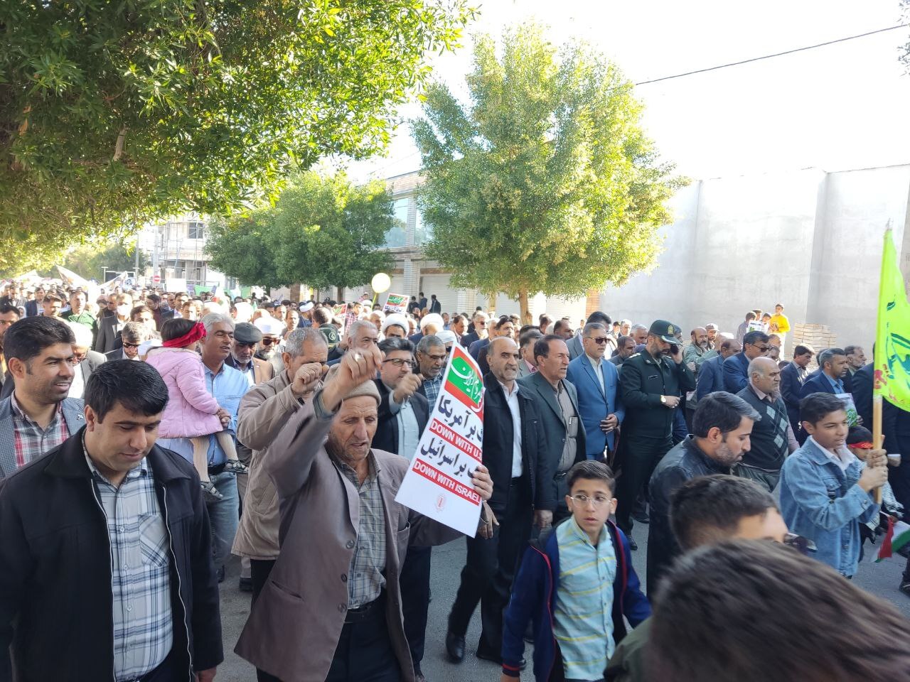 تصاویر مراسم راهپیمایی ۲۲ بهمن از لنز دوربین شهروند خبرنگار + فیلم و عکس تصاویر مراسم راهپیمایی ۲۲ بهمن از لنز دوربین شهروند خبرنگار + فیلم و عکس