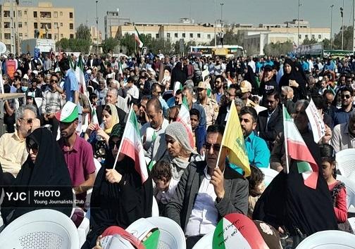 گزارش تصویری از راهپیمایی یوم الله ۲۲ بهمن ۱۴۰۳ در بندرعباس