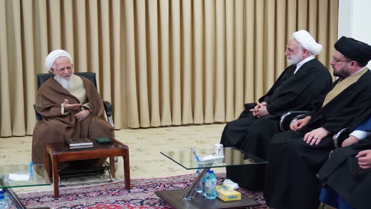 دو رکن اساسی پیشرفت اقتصادی و اجتماعی در بیان آیت الله جوادی آملی