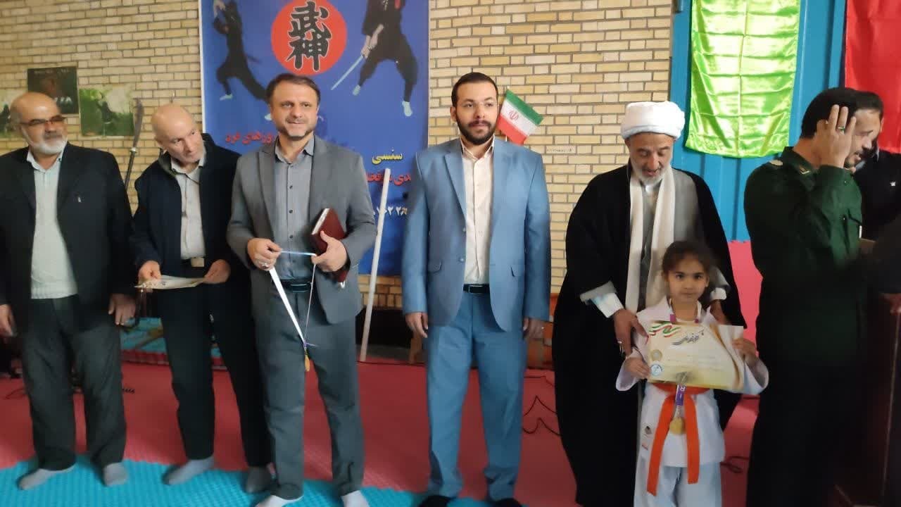 مسابقات ورزشی در صالح آباد مسابقات ورزشی در صالح آباد