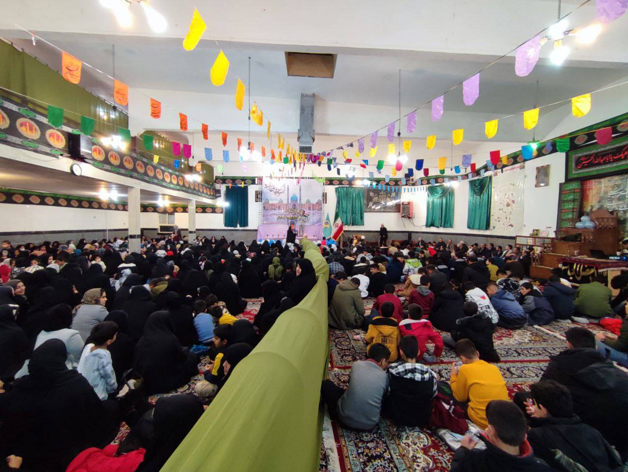 حضور باشکوه صالح آبادی&zwnj;ها در جشن میلاد منجی عالم بشریت