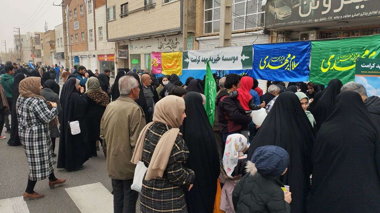 سمنان غرق در شادی و سرور ولادت امام زمان(عج)