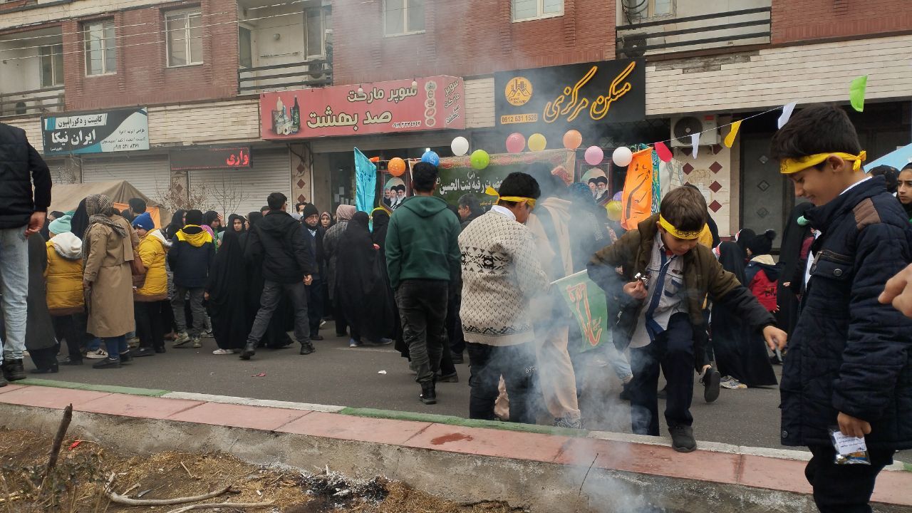 سمنان غرق در شادی و سرور ولادت امام زمان(عج)