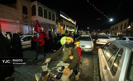 دسته شادی کاروان منتظران ظهور در  دارالعباده یزد +تصویر