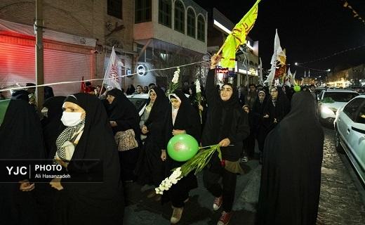 دسته شادی کاروان منتظران ظهور در  دارالعباده یزد +تصویر