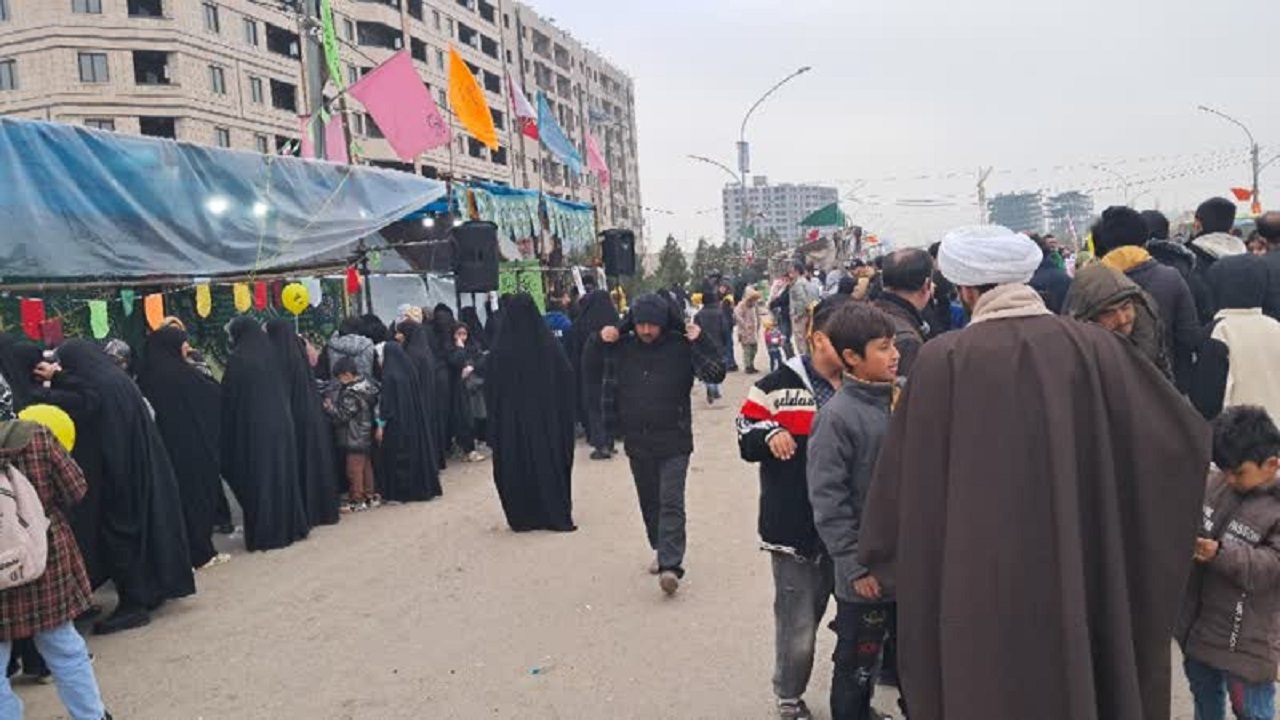 همه چیز از یک کلمن کوچک و میز کرایه‌ای شروع شد