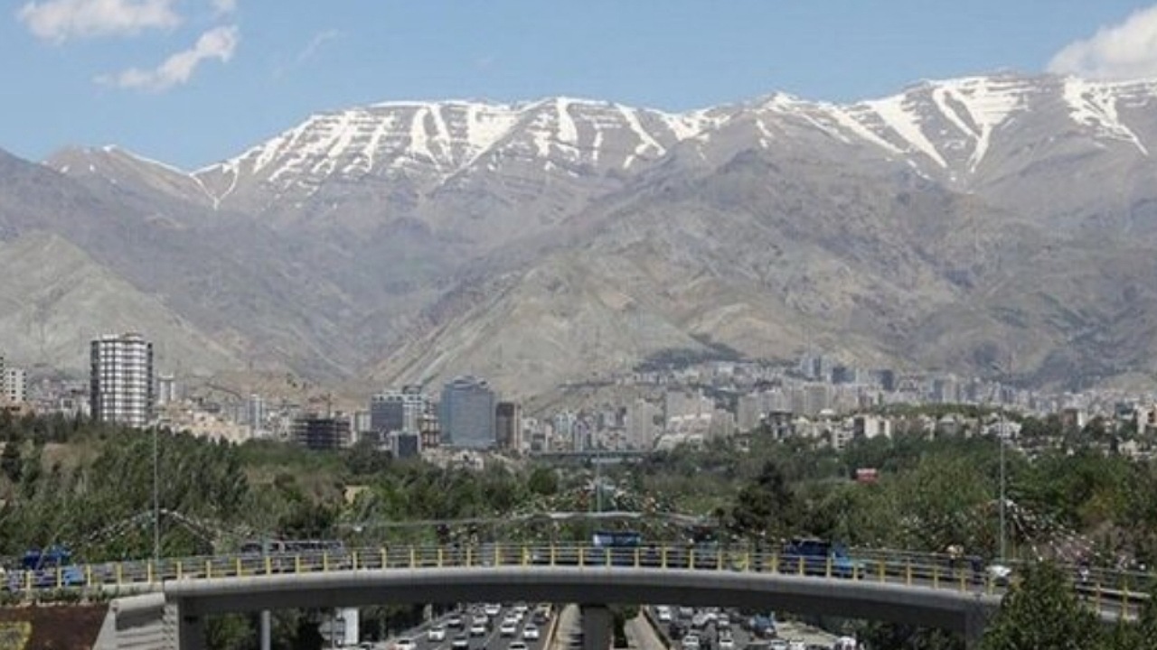 باران به داد تهران رسید؛ کیفیت هوا قابل قبول شد