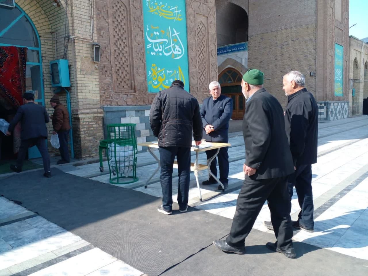 برپایی میز خدمت در نیشابور