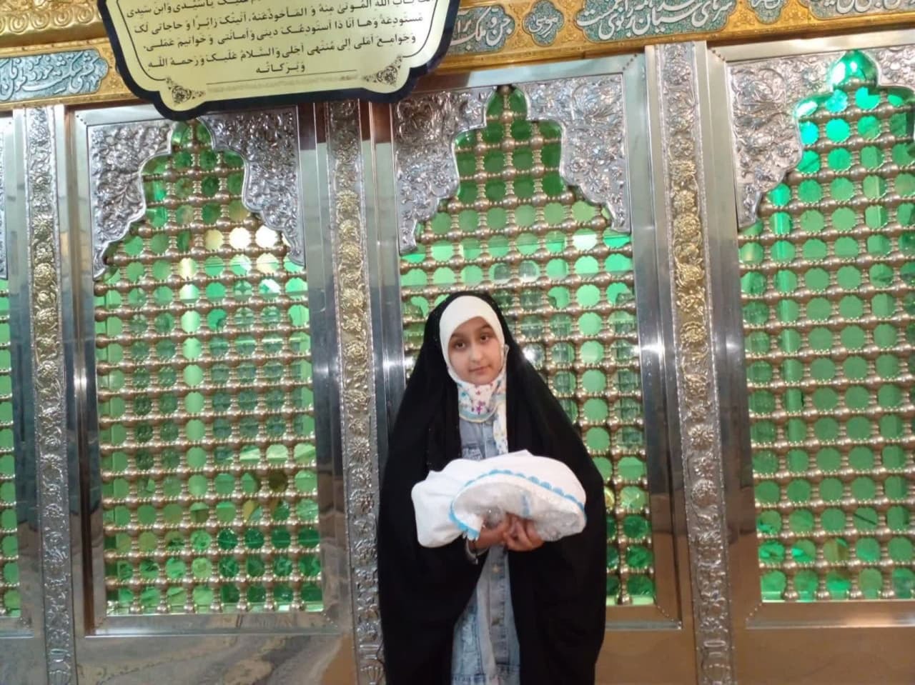 اقدام زیبا و معنوی دانش آموز نیشابوری به مناسبت نیمه شعبان اقدام زیبا و معنوی دانش آموز نیشابوری به مناسبت نیمه شعبان