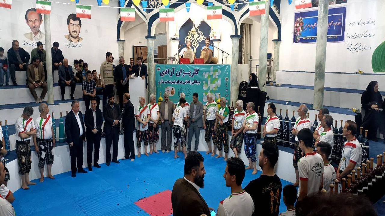 کمک ۱۷۰ میلیون تومانی خیرین ایلامی در جشن گلریزان