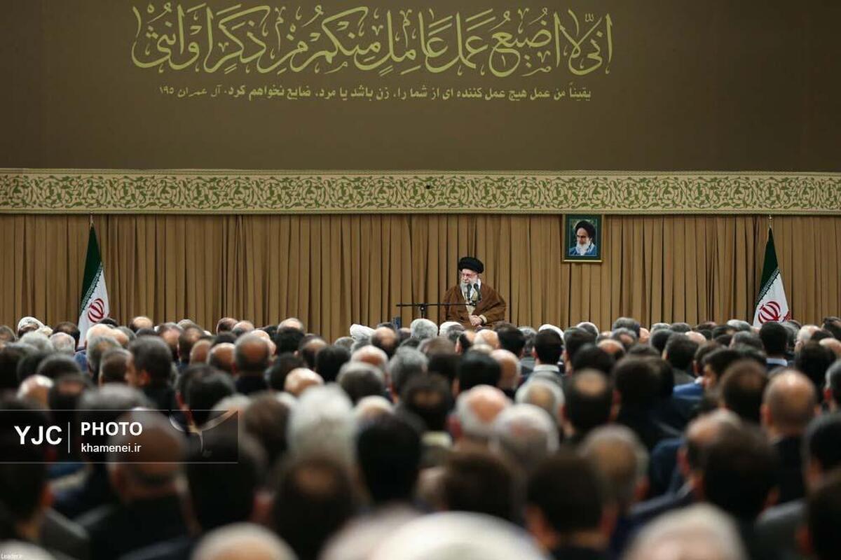 حضور رهبر معظم انقلاب در  مرقد مطهر امام راحل و گلزار شهدای بهشت زهرا(س)