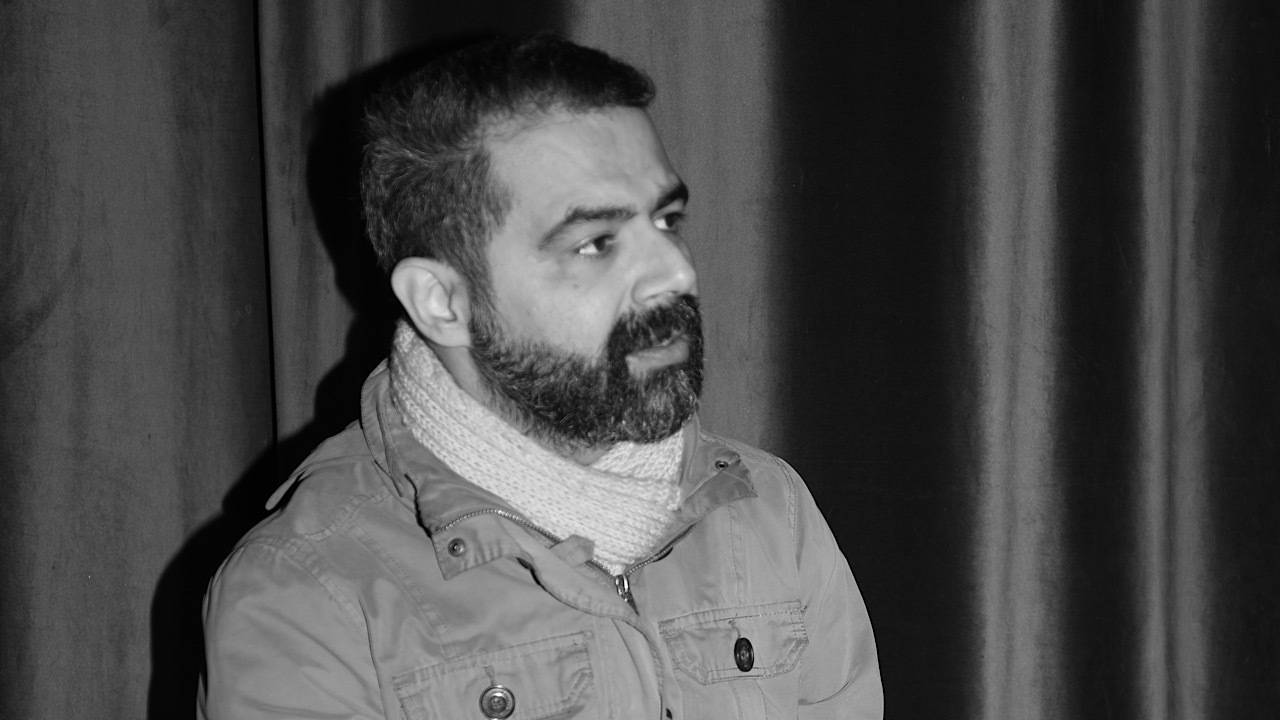 «پروانه بر ناقوس» داستانی است که دوره جنگ ایران و عراق روایت می‌شود