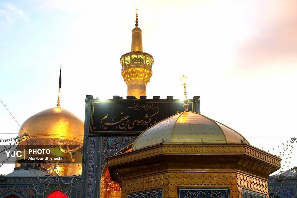 شب شهادت امام کاظم(ع) در حرم مطهر رضوی + تصاویر