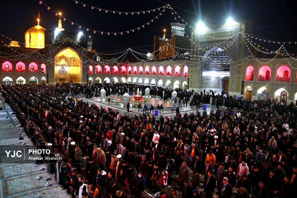 شب شهادت امام کاظم(ع) در حرم مطهر رضوی + تصاویر