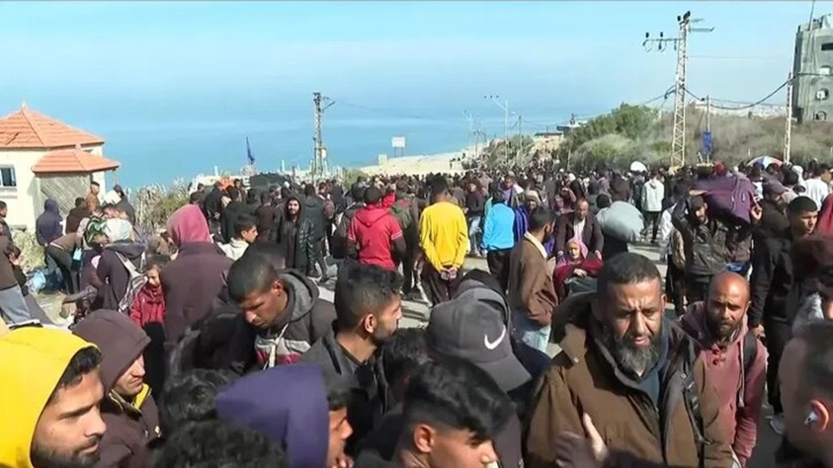 بازگشت به لبنان با پرچم حزب الله + فیلم