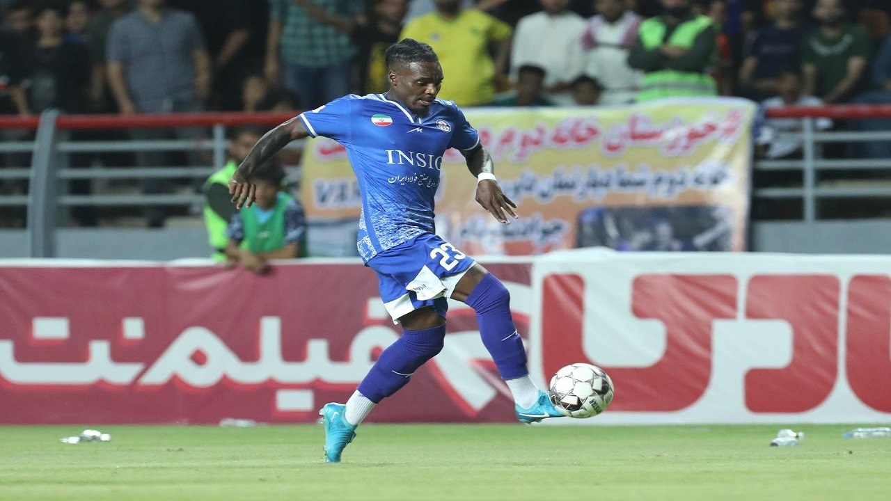 بیفوما از استقلال جدا، پرسپولیس امیدوار شد