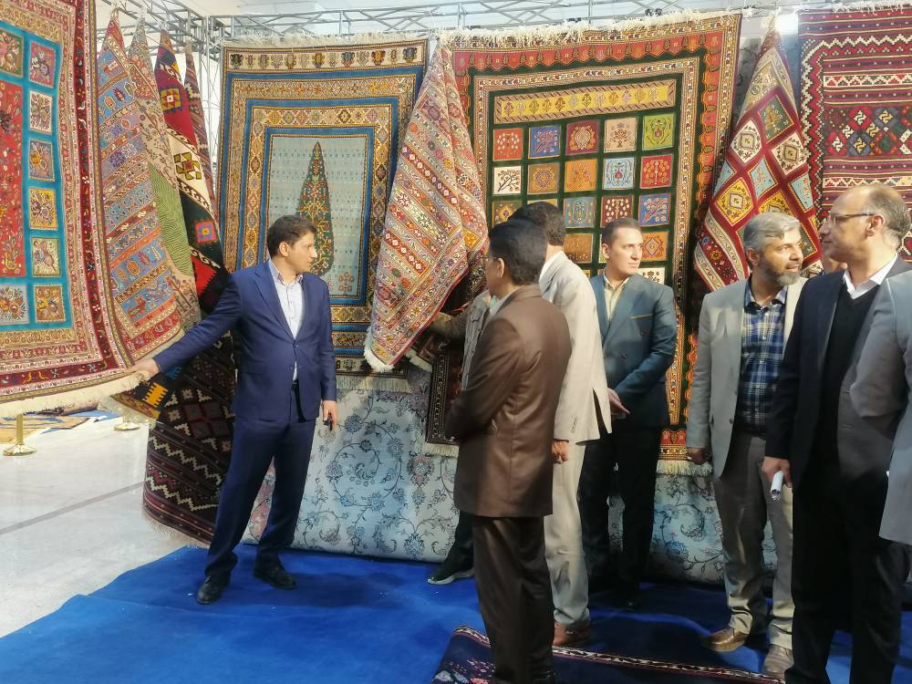 فرش دستباف کرمان نمایشگاهی از رنگ&zwnj;ها وعاشقانه&zwnj;ها