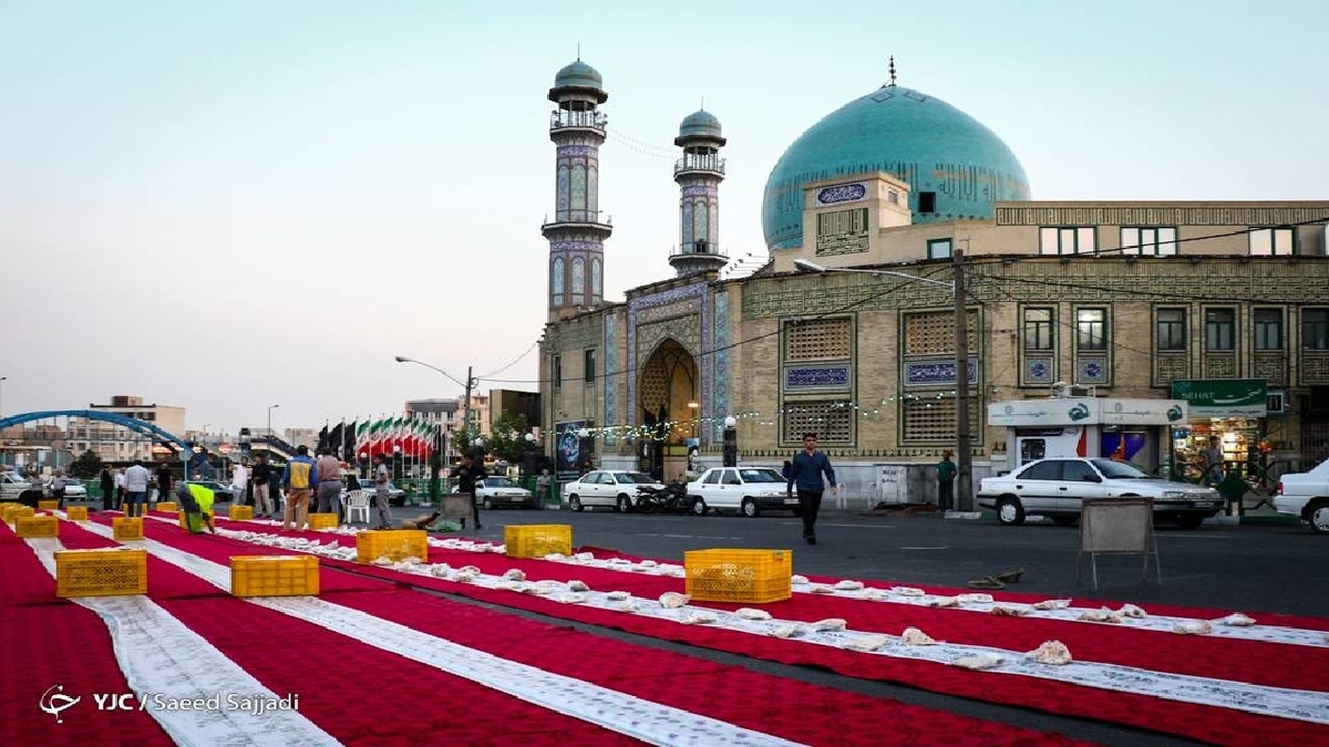 باشگاه خبرنگاران -از برپایی سفره‌های افطاری تا برگزاری جلسات قرآنی در اکثر امامزادگان