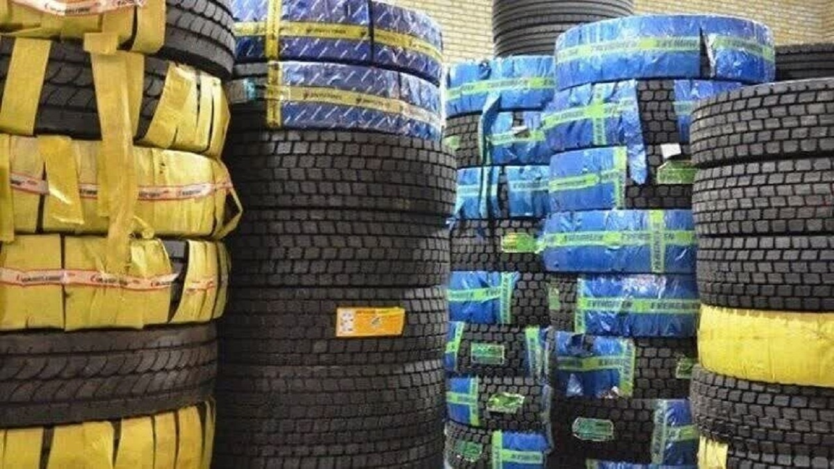 باشگاه خبرنگاران -انبار احتکار لاستیک در زنجان لو رفت