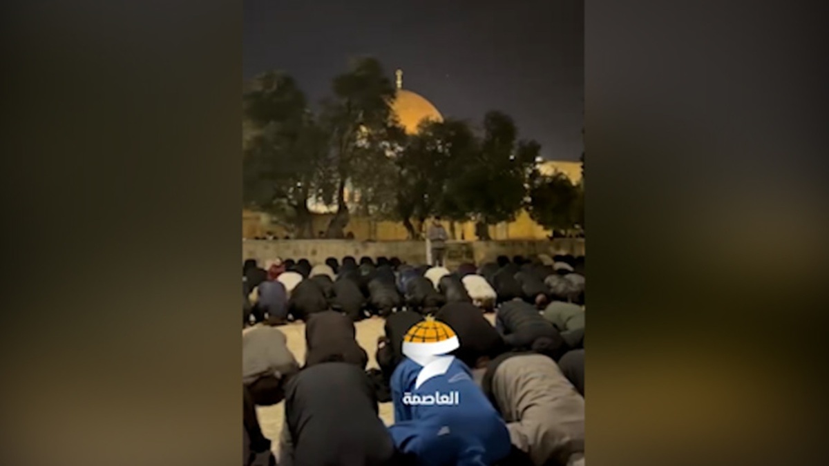 اقامه نماز عید فطر در مسجدالاقصی + فیلم