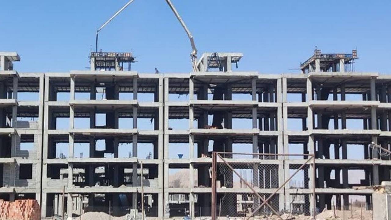 بی خانمانی متقاضیان مسکن ملی بلدالامین در کرمان + فیلم و عکس