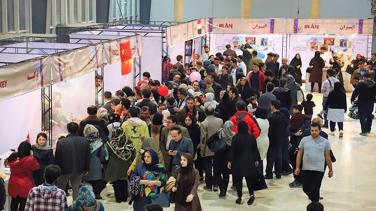 باشگاه خبرنگاران -نمایشگاه فروش بهاره زنجان آغاز به کار کرد