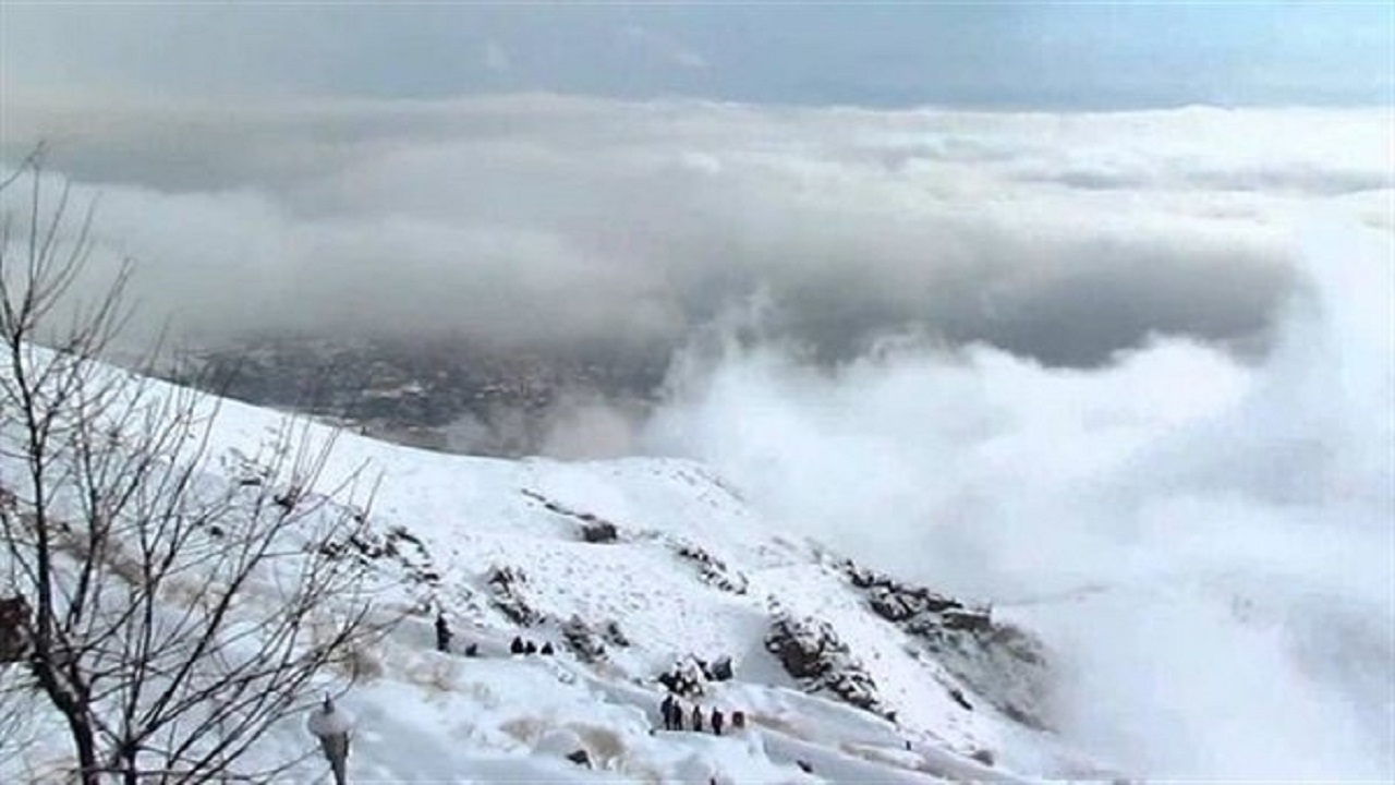 نمایی از ارتفاعات برفی روستای لوط از لنز دوربین شهروندخبرنگار
