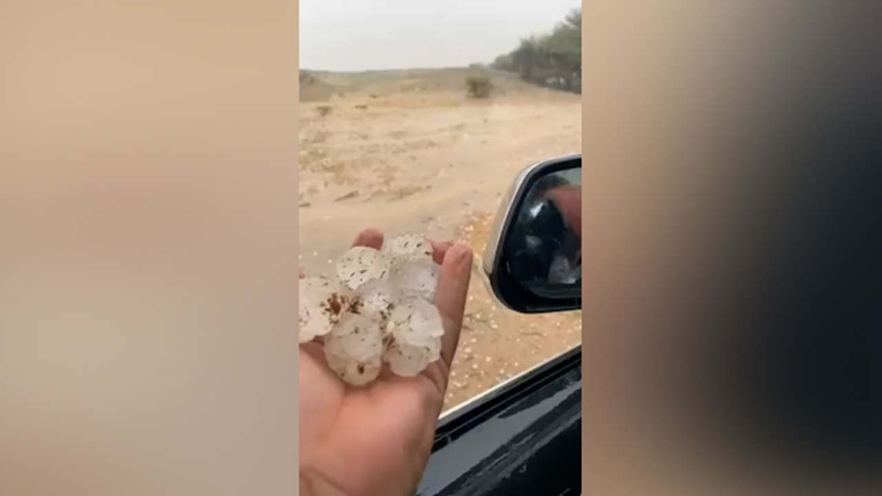 بارش تگرگ در عربستان + فیلم