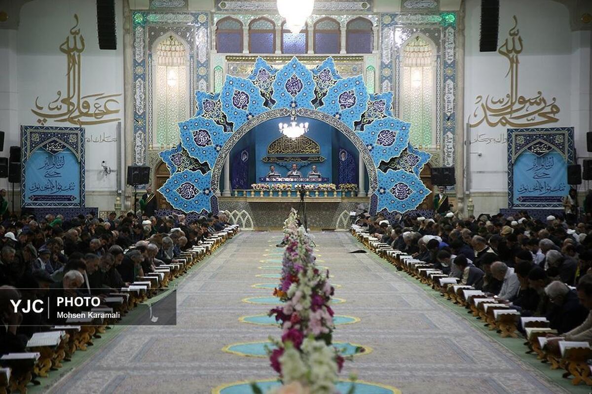 آیین ترتیل خوانی قرآن کریم در حسینیه ثارالله کرمان