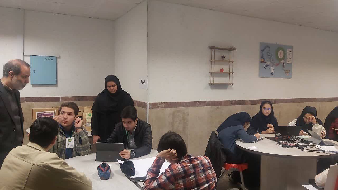 مسابقات استارتاپی