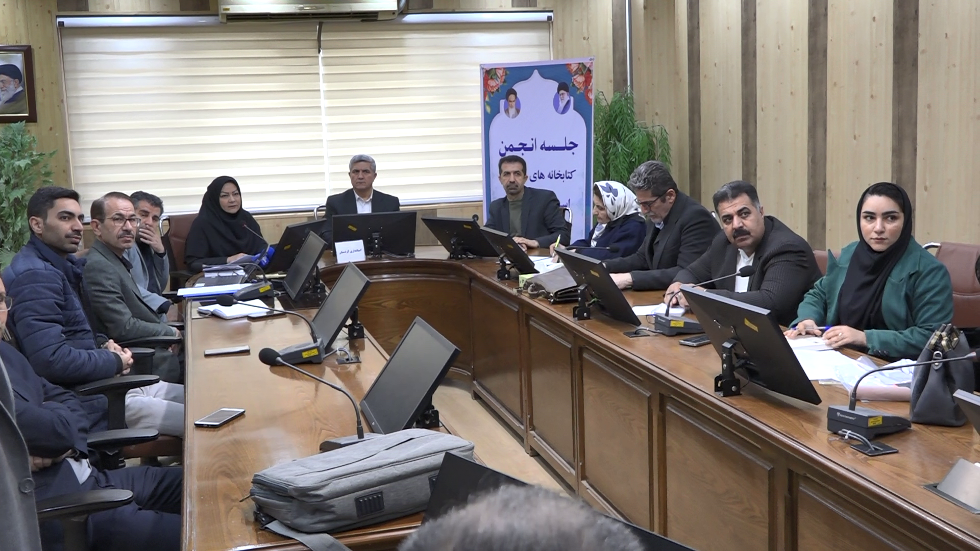 کتاب و کتابخوانی در کردستان احیا شود