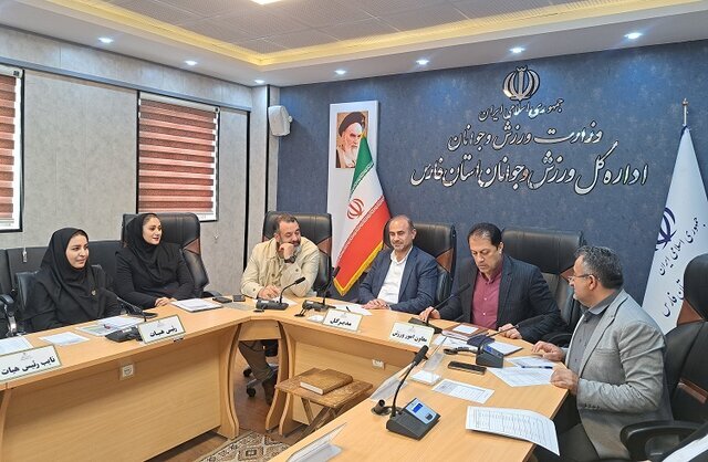 ۸۰ درصد طرح‌های ورزشی در فارس ساخت زمین‌های فوتبال است