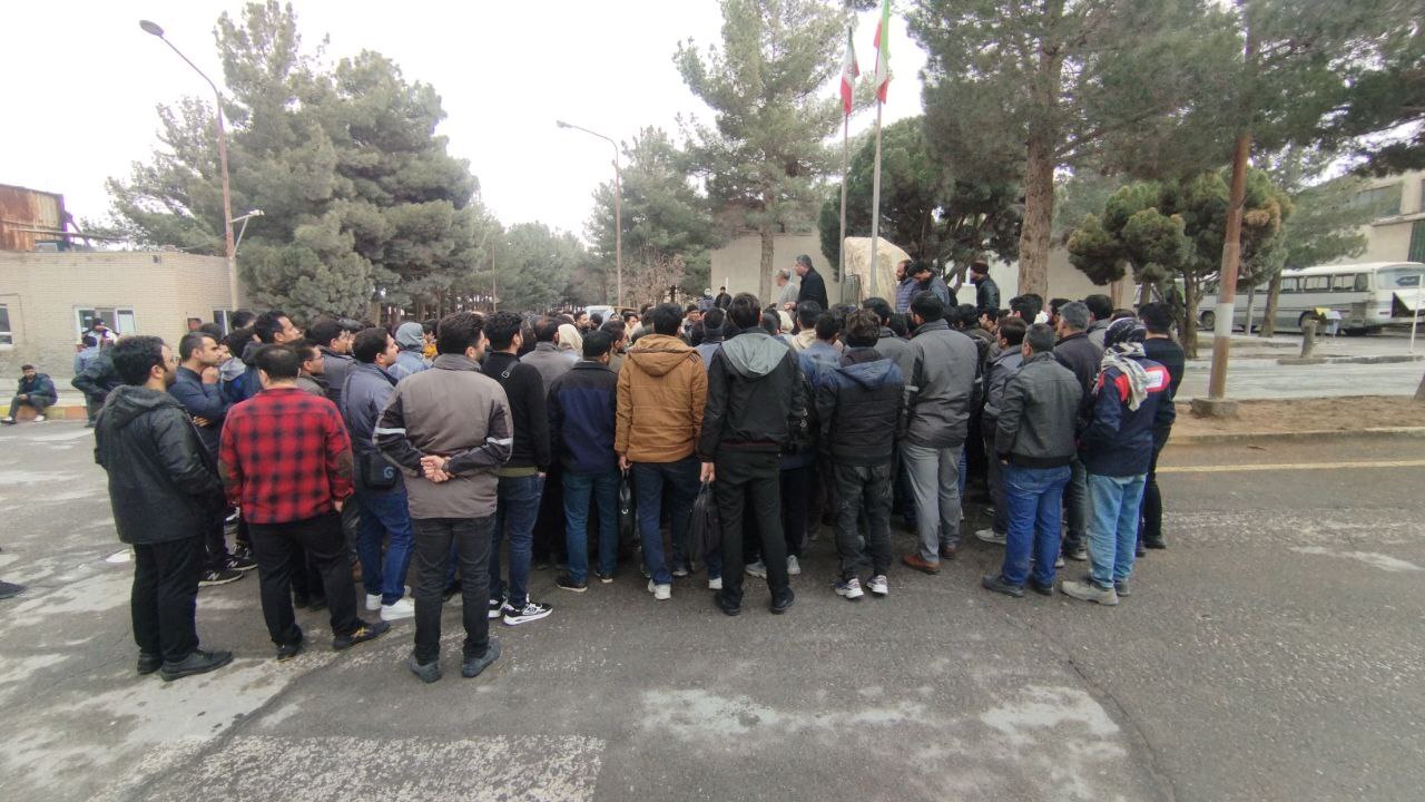 بازهم شب عید و بازهم کارشکنی برخی کارفرمایان از پرداخت عیدی و سنوات کارگران