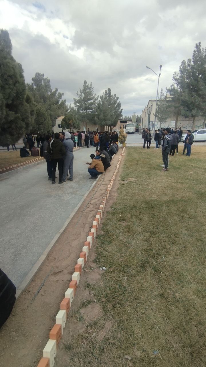بازهم شب عید و بازهم کارشکنی برخی کارفرمایان از پرداخت عیدی و سنوات کارگران