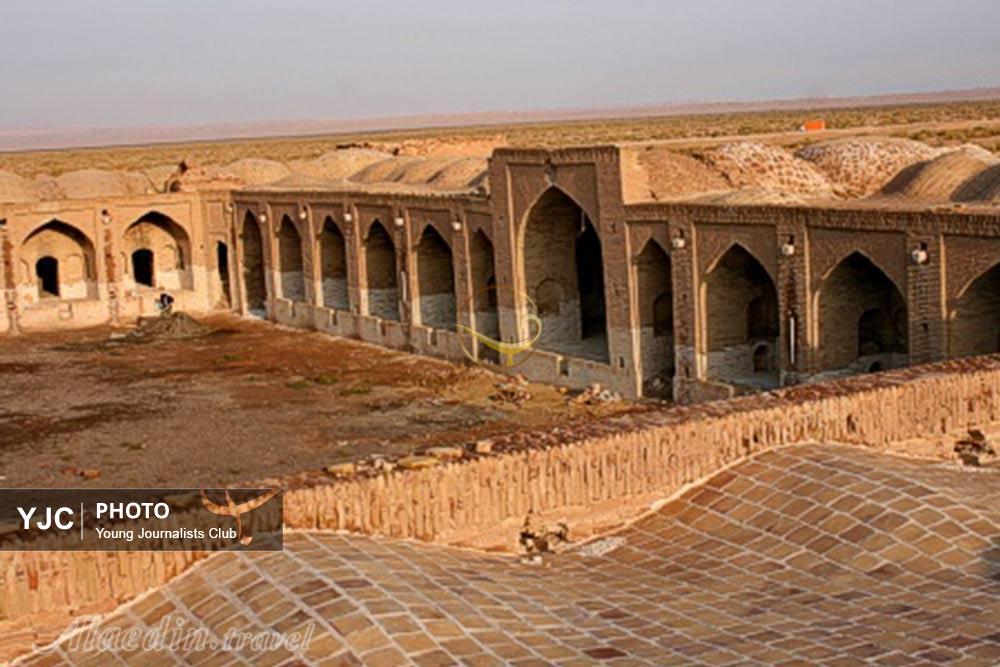 کاروانسرای دیر گچین قم؛ جایی که زمان متوقف شده است