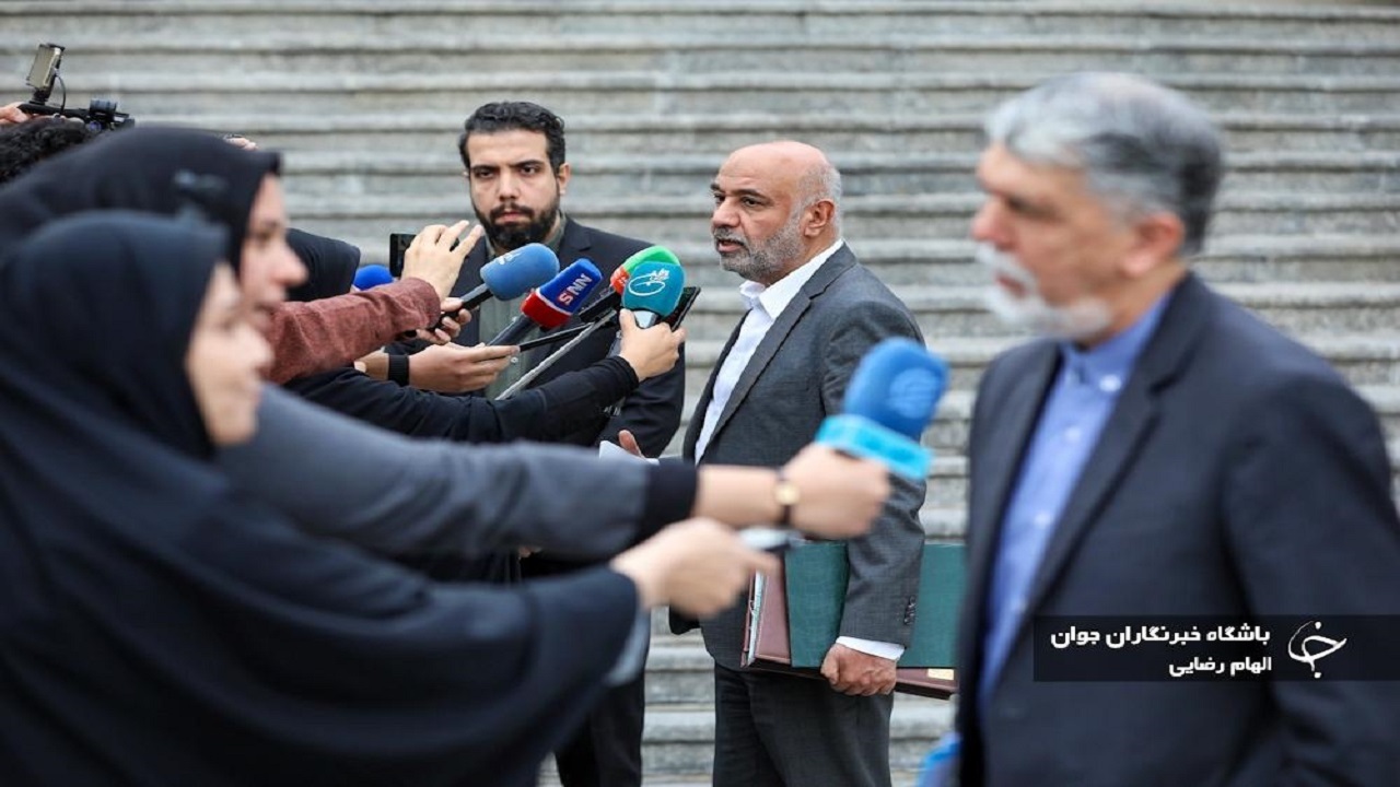 وزیر کار: در سه سال گذشته یارانه هیچ کدام از یارانه بگیران قطع نشده است