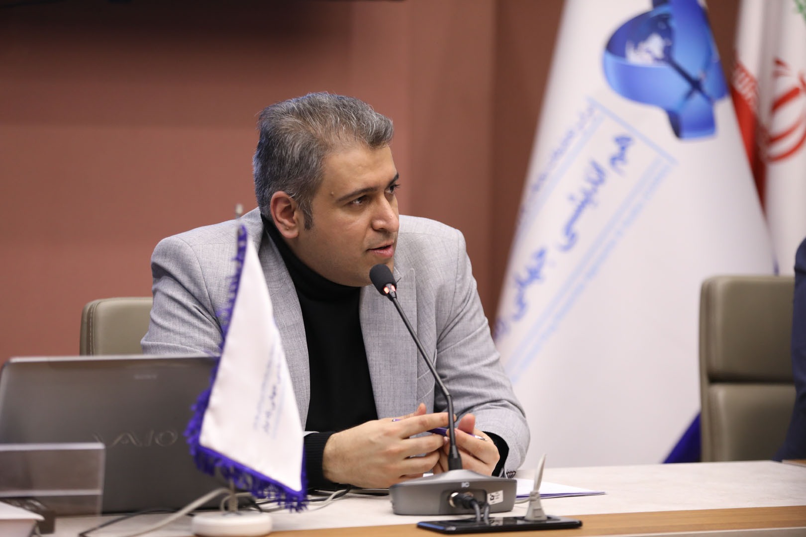 دکتر منصور براتی، معاون پژوهشی موسسه کادراس