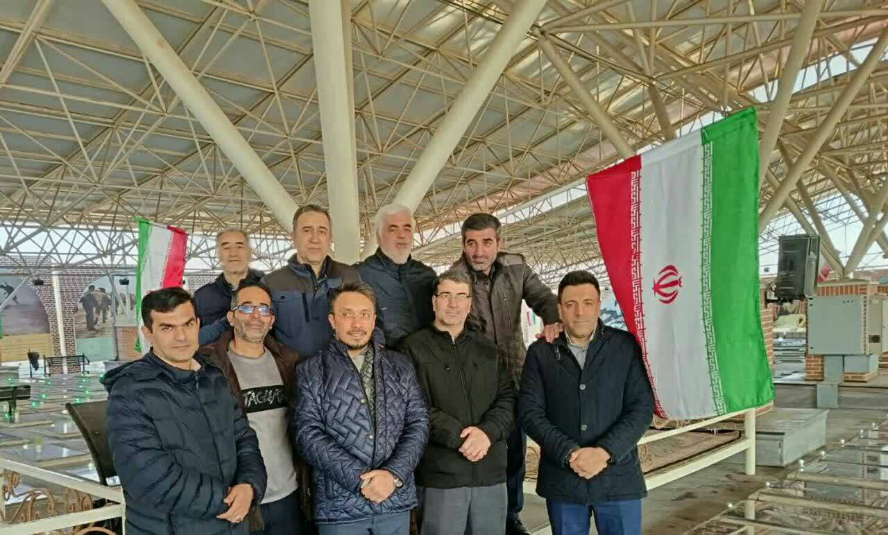 ادای احترام