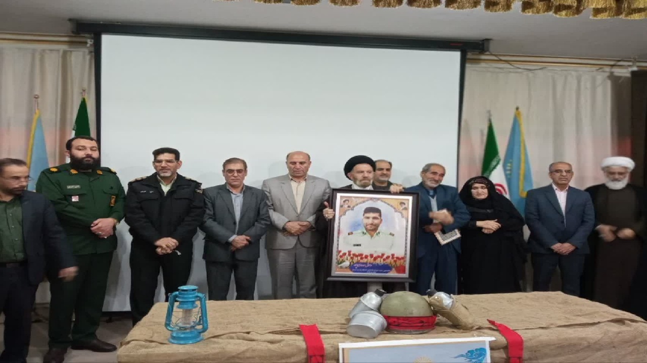 باید ارزش‌ها، آرمان‌های انسانی و اسلامی در محیط کار حاکم شود
