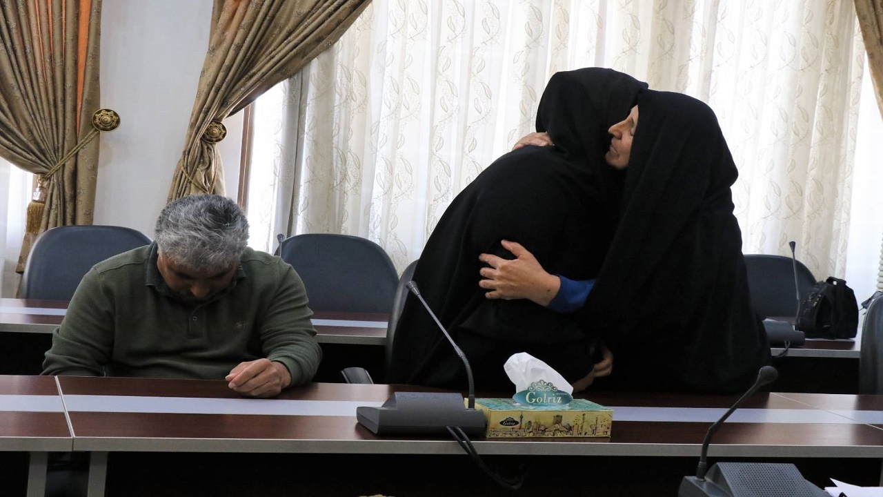 بخشش ۲ جوانِ درآستانه قصاص در گلستان به برکت ماه مبارک مضان