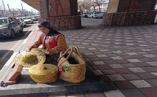 فضا سازی نوروزی در شهر رشت + عکس