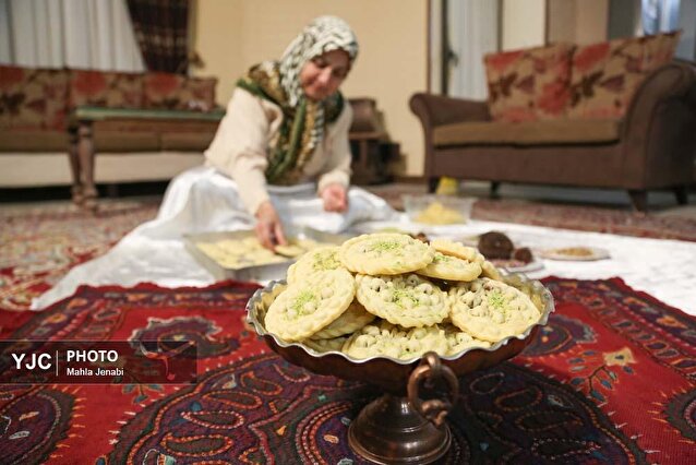 کلمپه شیرینی سنتی کرمان