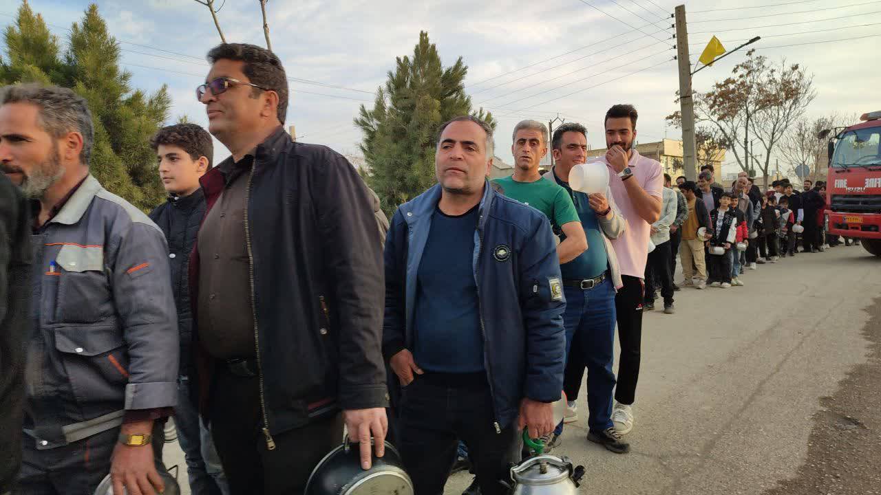 مراسم اطعام حسنی در صالح آباد