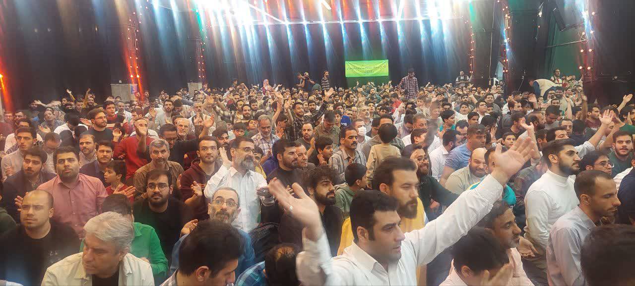 جشن و شادمانی پایتخت نشینان در سالروز ولادت امام حسن مجتبی (ع)