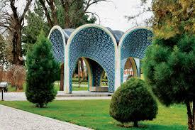 سفری به جاده ابریشم / از خانه داروغه تا سفر به ترسناک ترین جنگل ایران