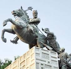 سفری به جاده ابریشم / از خانه داروغه تا سفر به ترسناک ترین جنگل ایران