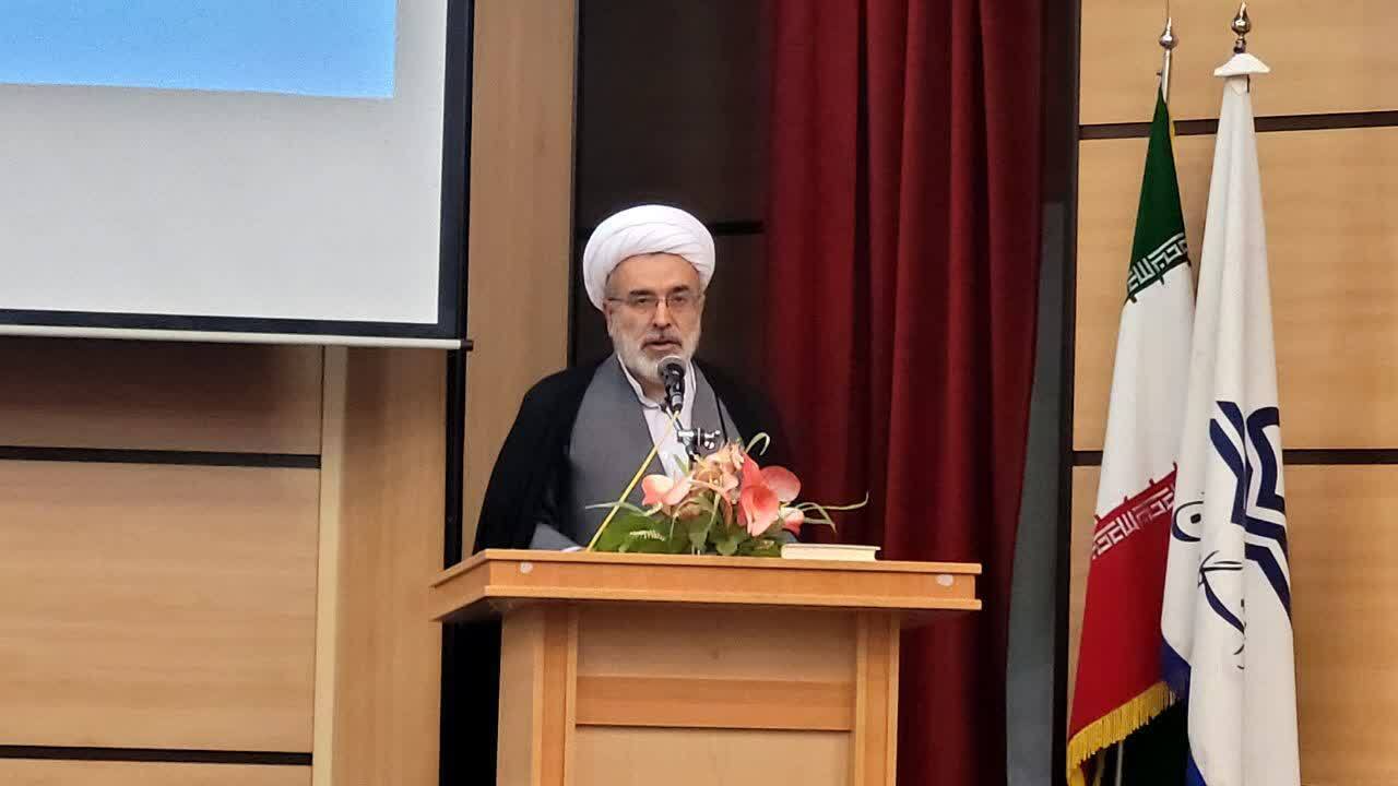 نقش متنفذین در اصلاح فرهنگ عمومی و آداب اجتماعی پررنگ‌تر می‌شود