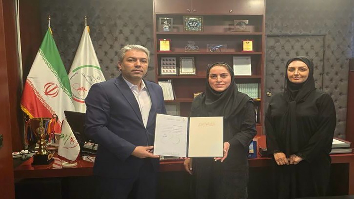 رکاب زنی از اردبیل تا خرمشهر به یاد شهدا + فیلم