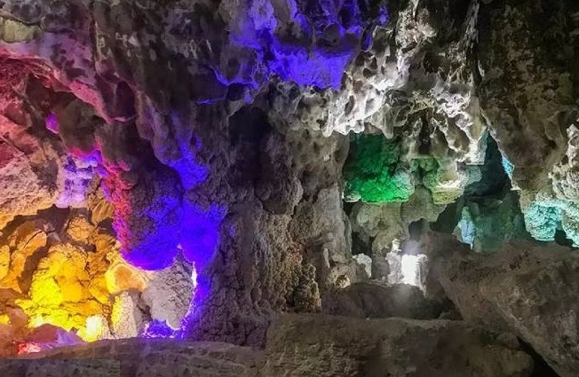 شگفت&zwnj;انگیزترین جاهای دیدنی استان مرکزی؛ قطب صنعت ایران